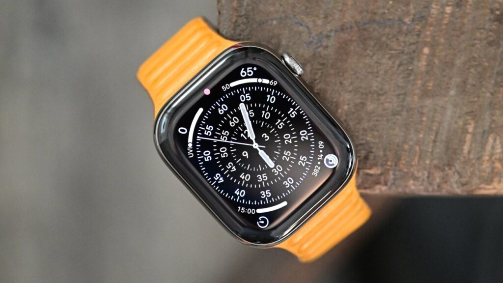 Apple Watch Series 11 heart rate accuracy. Apple Watch can be considered the gold standard among smartwatches. Photo.
