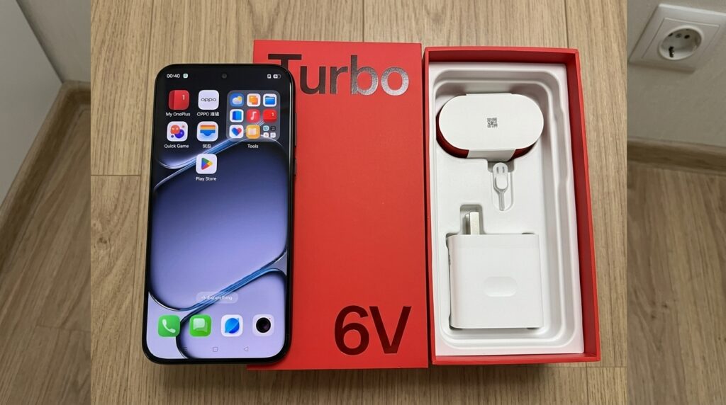 Take it off the charger in the morning — still over half left by evening, and that's no exaggeration