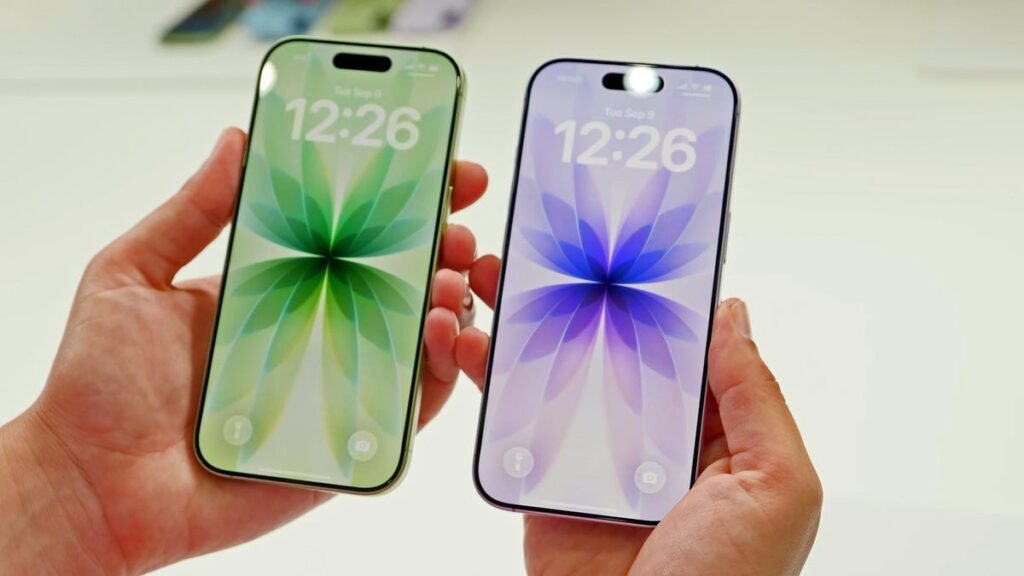 Why Apple may change device prices before the iPhone 18 presentation. Apple is ready to raise prices on the iPhone 17 as well. Photo.