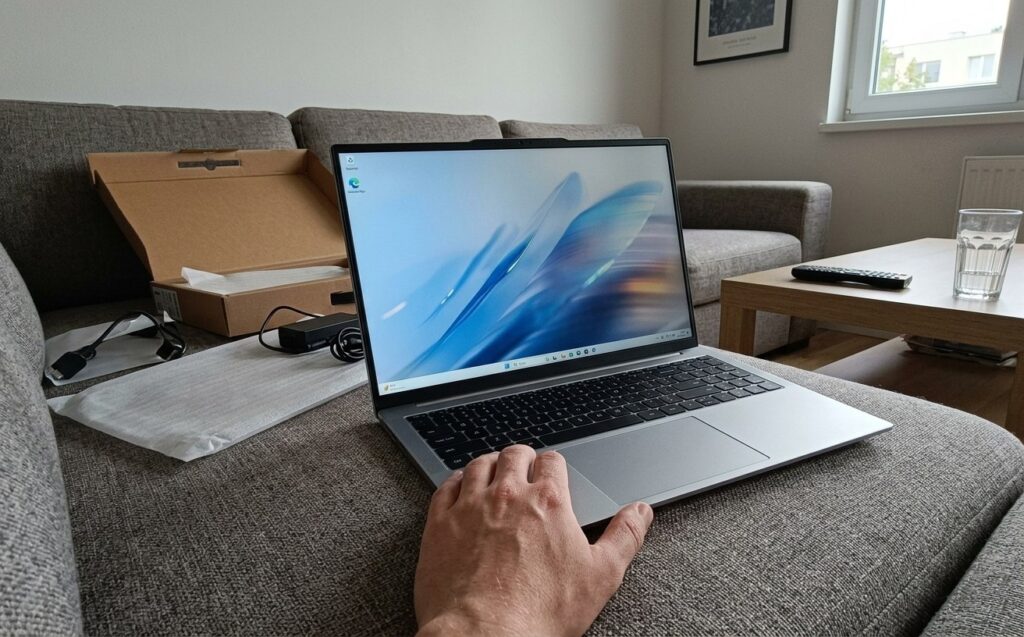 The laptop screen is big and great