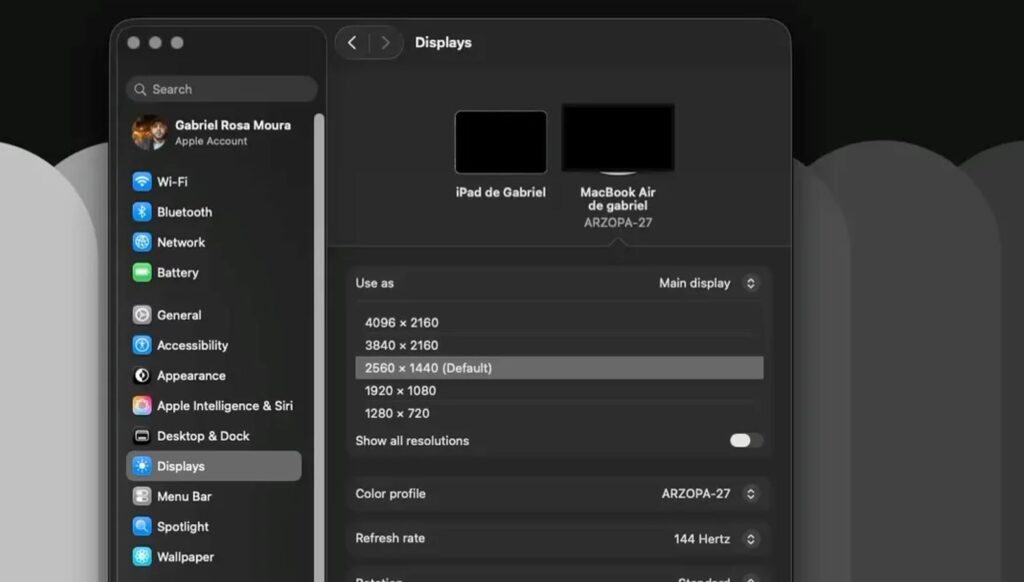 Does macOS 26.5.2 really fix Mac freezes? Users reported macOS freezing when working with peripherals. Whether it's fixed — we honestly don't know. Photo.