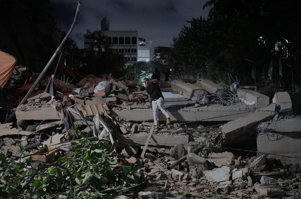 Aftermath of the 2026 earthquake in Caracas. Photo source: Adrian Naranjo/AP. Photo.
