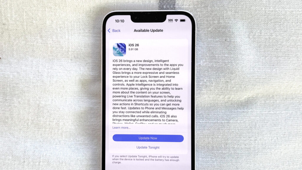 Should you install iOS 26.5.2 right after release. I always advise not to delay updates. Apple doesn't release them for no reason, especially the small ones. Photo.