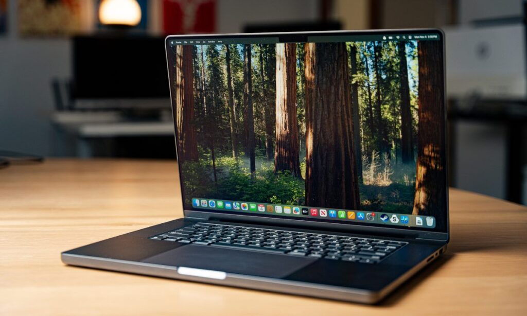Should you rush to buy a Mac now. If you were planning to buy a MacBook, you should head to the store right now. Photo.