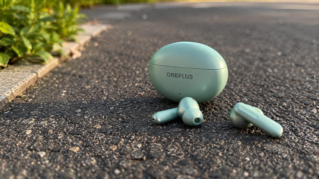 The earbuds are suitable for running and everyday use alike