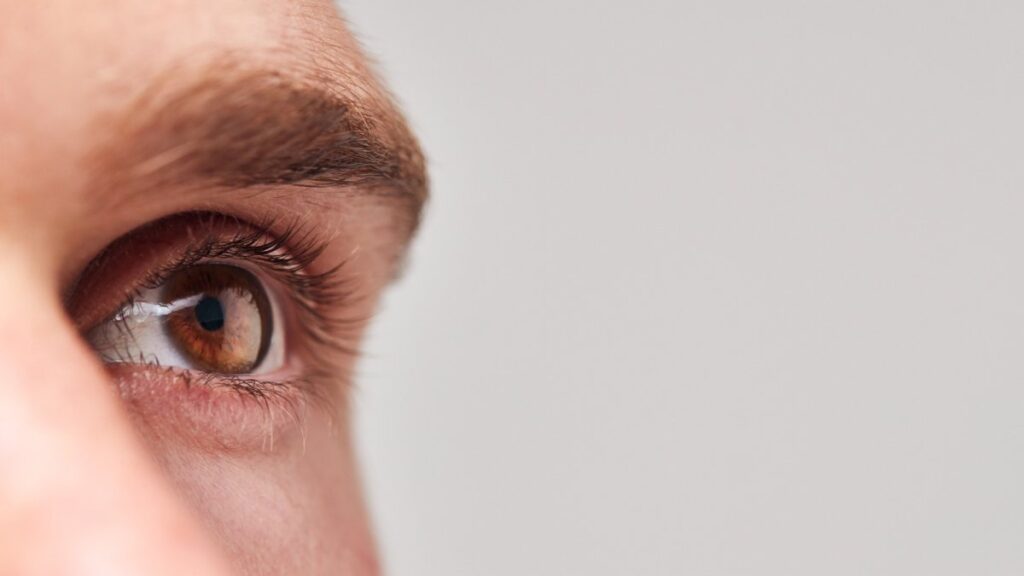 Why your computer screen hurts your eyes and how to fix it