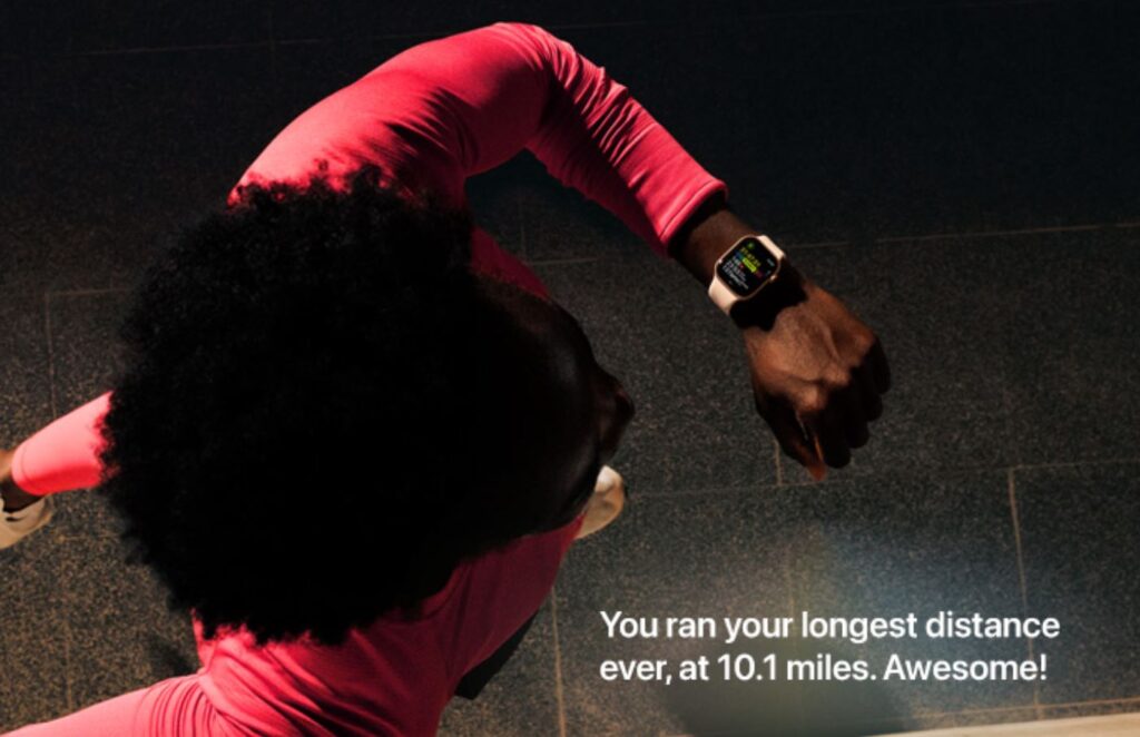 AI-Powered Siri — Is It Available in watchOS 27. There are changes in Apple Watch workouts. Photo.