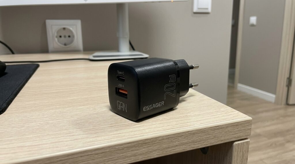 Compact Essager GaN Charger for iPhone and More. Smaller than Apple's original adapter, but charges faster — makes sense, right? Photo.