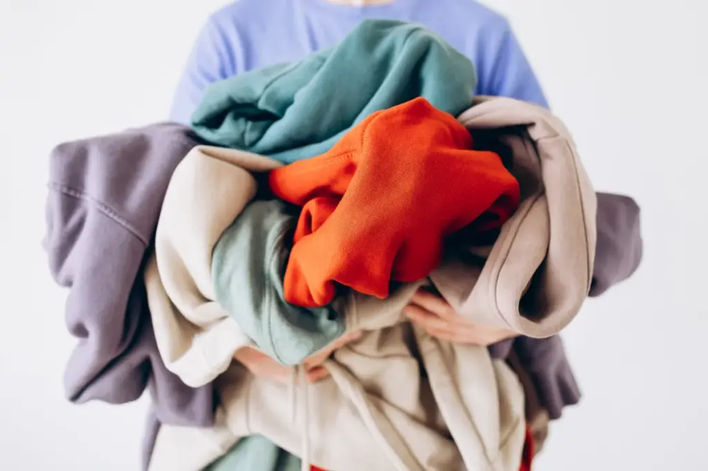 What to do with old clothes you can't give away: useful life hacks