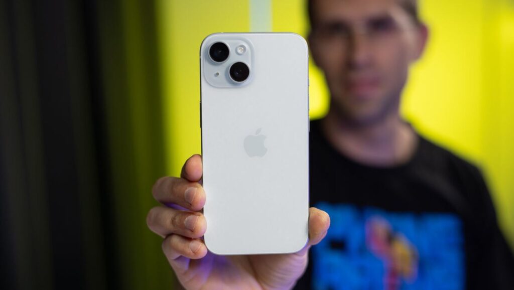 The iPhone 15 has nothing left to prove: a balanced model with few weak spots.