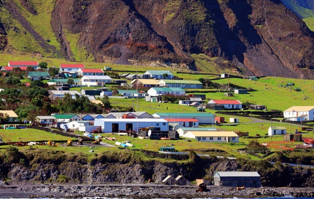 Tristan da Cunha Island. Image source: vokrugsveta.ru. Photo.