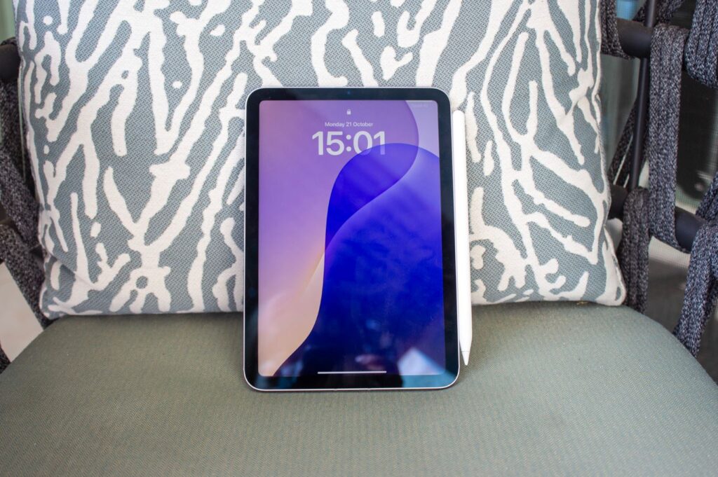 iPad mini — which Apple tablet to take on the go. iPad mini is a compact gadget bigger than an iPhone but smaller than the base iPad. Photo.