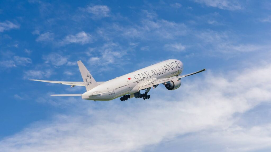 Why flying east is faster than flying west