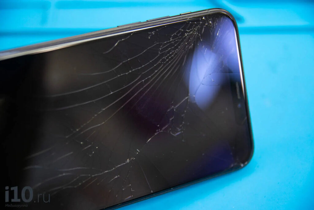 How much does iPhone screen replacement cost in 2026. Screen replacement can cost a pretty penny. Photo.