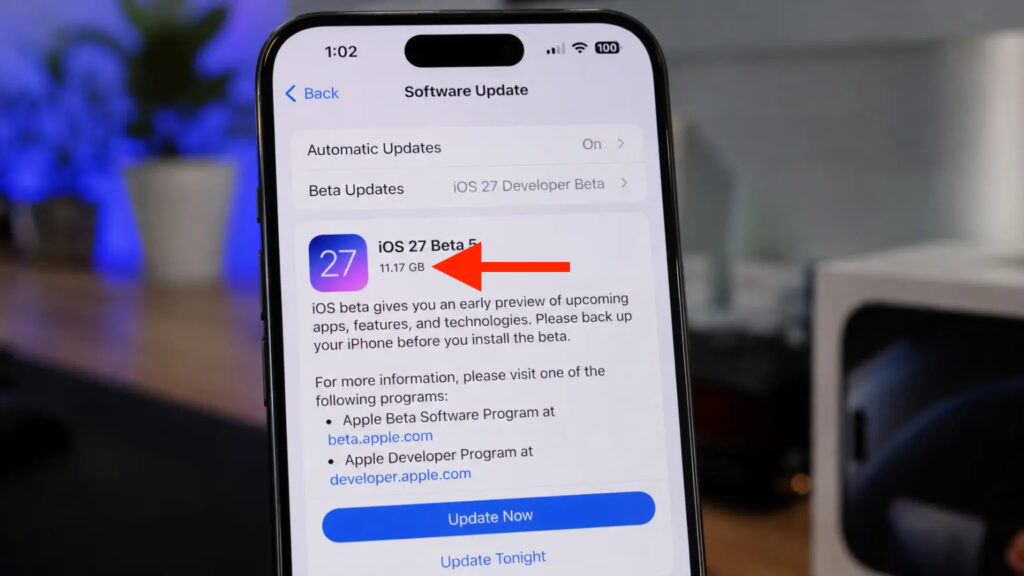 Each firmware version shows its download size.