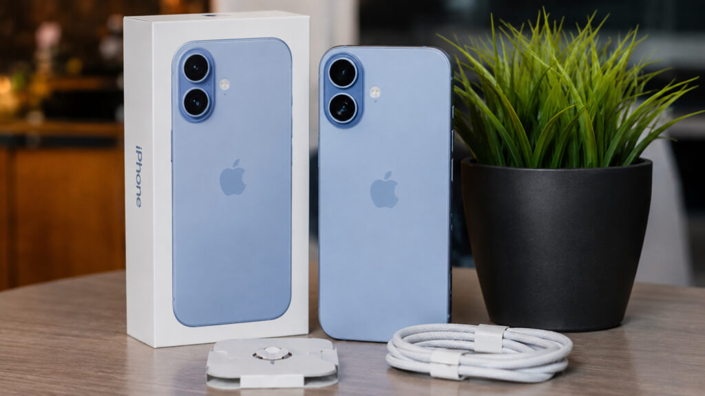 The iPhone 17 will serve as the author's primary smartphone for the next couple of years. Photo.