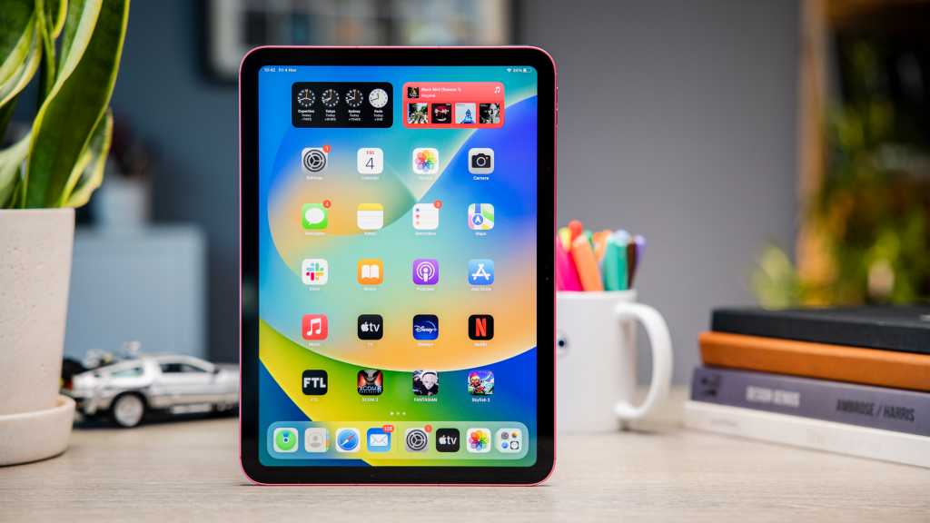 The iPhone Ultra's inner screen cannot compete with even a basic iPad for screen size.