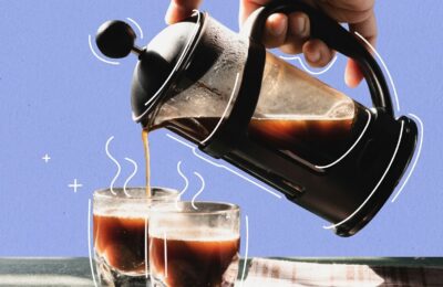 Why Coffee Tastes Sour or Bitter, and Why the Same Cup Changes as It Cools