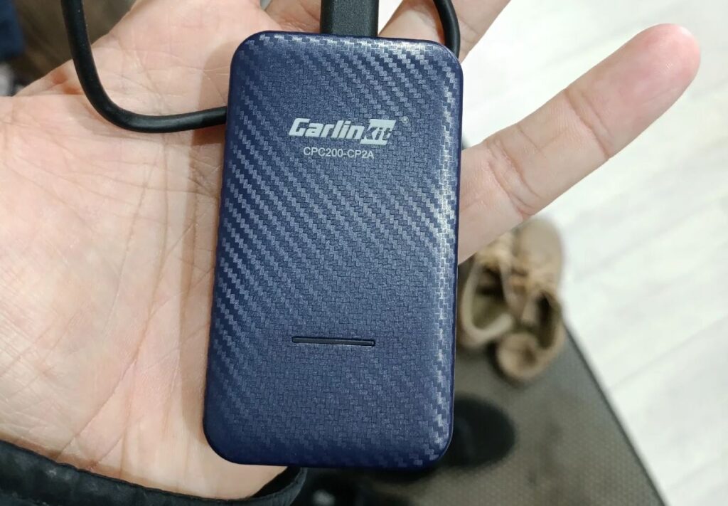Wireless CarPlay adapter for cars