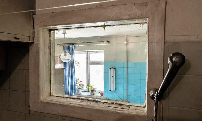 Why Some Old Apartments Have a Window Between the Kitchen and Bathroom