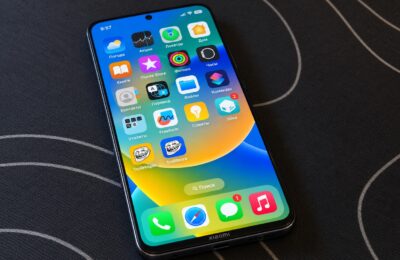 Developer Boots iOS 16 on a Redmi Note 12 4G, but the Experimental Port Barely Works